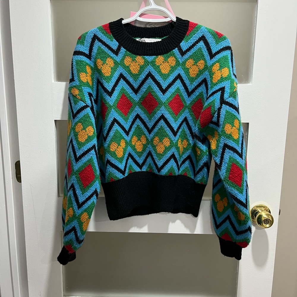LIMITED EDITION ZARA DISNEY SWEATER